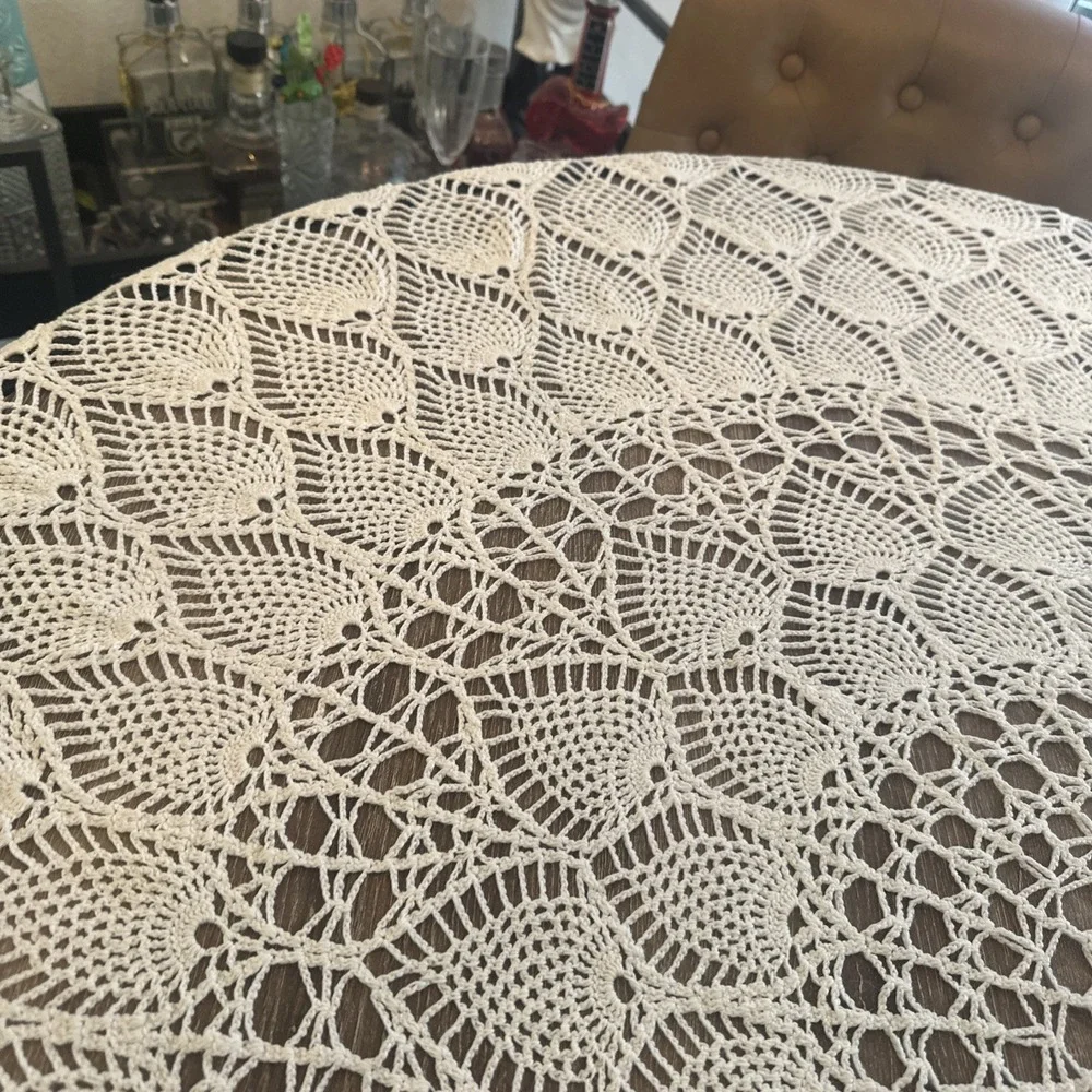Vintage Hand Crocheted Round Lace Tablecloth 72